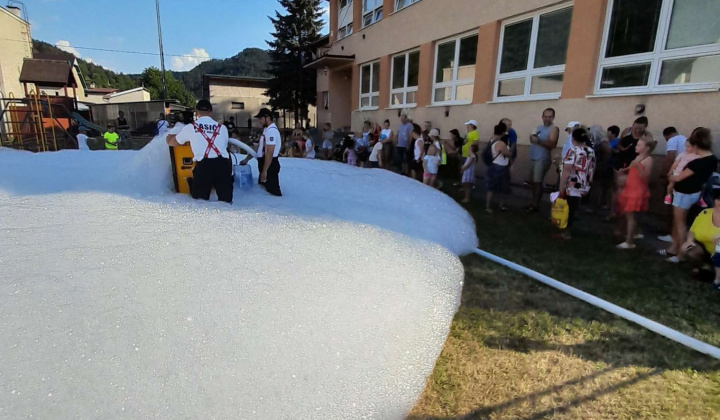 Spoločné posedenie občanov