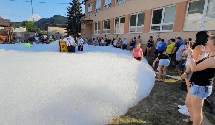 Spoločné posedenie občanov
